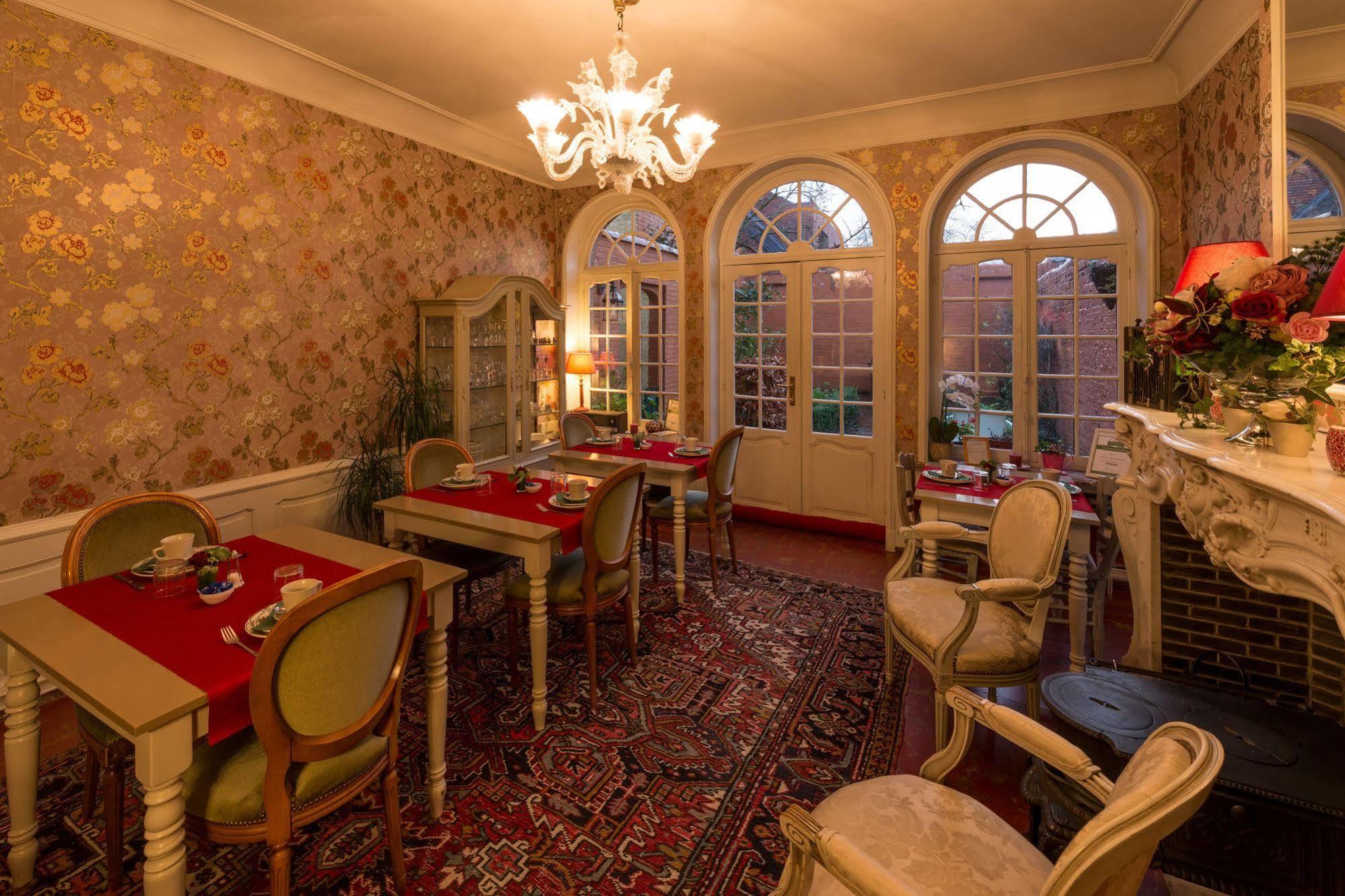 Next Door Bed & Breakfast